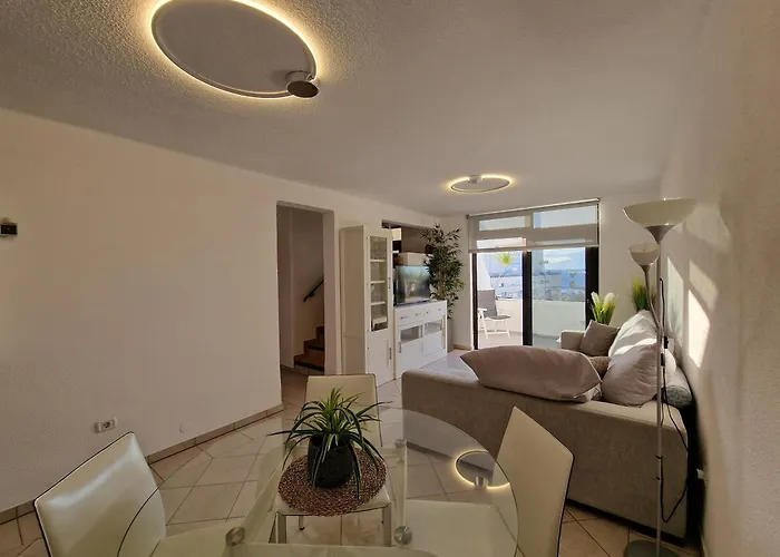 El Surf 3 2 Banos Apartment