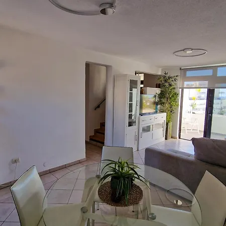 El Surf 3 2 Baños * Playa de las Américas