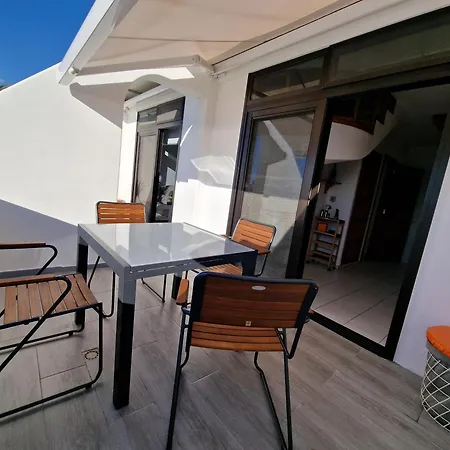 Apartamento El Surf 3 2 Banos *