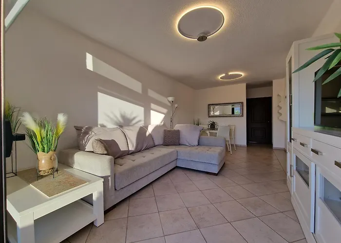 El Surf 3 2 Banos Playa de las Americas (Tenerife)